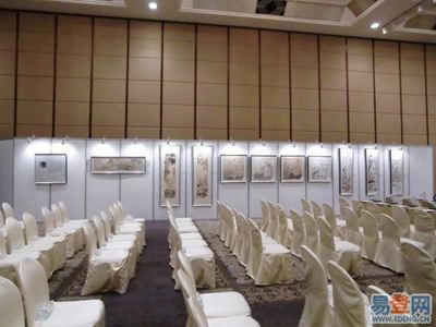 八棱柱會議展板租賃服務(wù) 北京宇軒展覽展示服務(wù)中心的專業(yè)解決方案